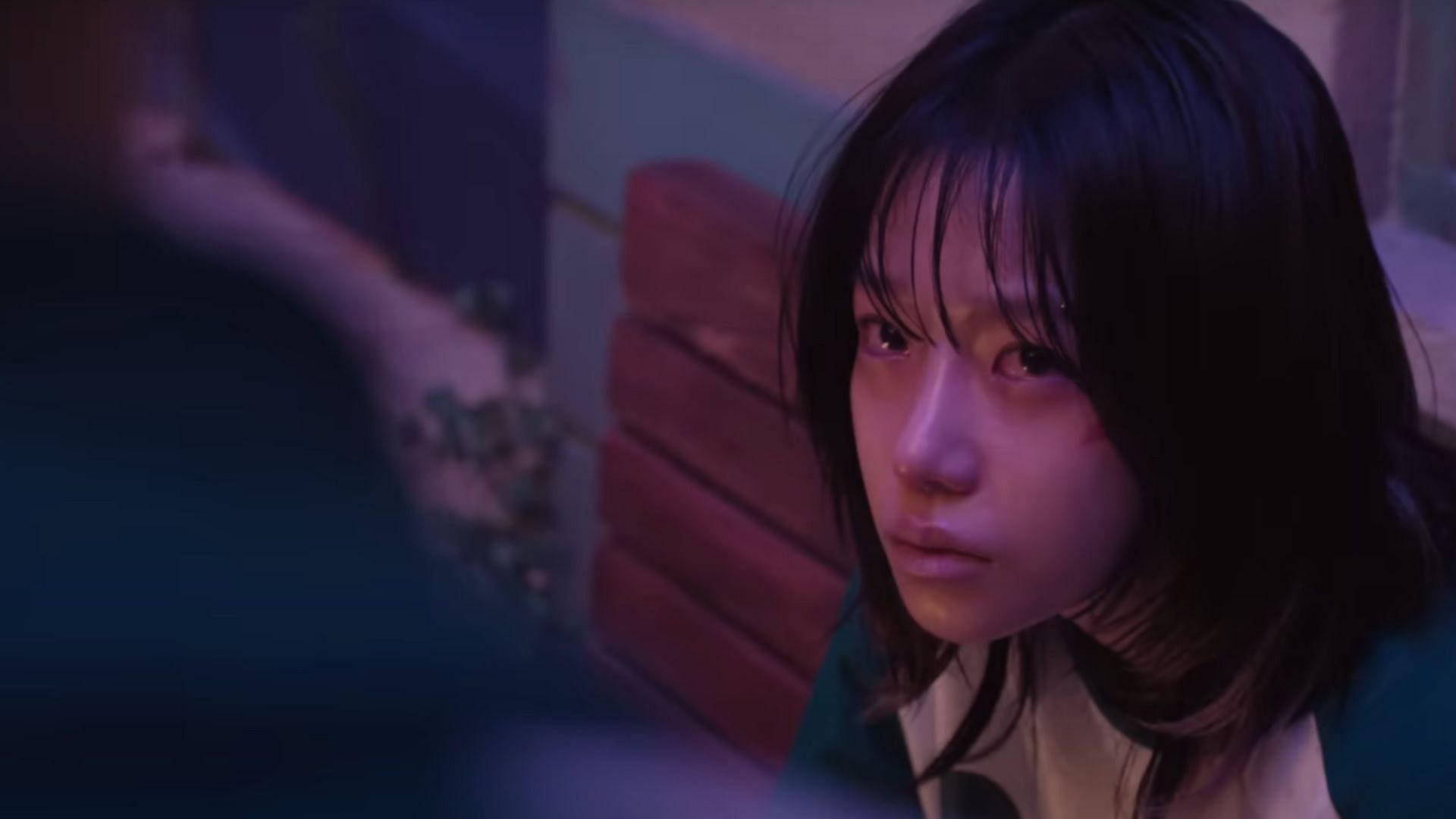 Jun-hee gives birth during the games (Image via YouTube/Netflix)